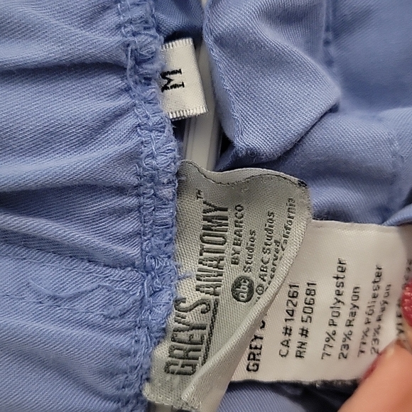 Scrub Set - Picture 5 of 7